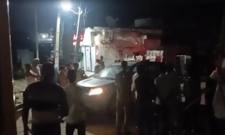 Dead Body in Car