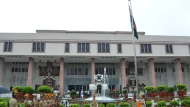 Bomb threat to Delhi and Bombay High Court